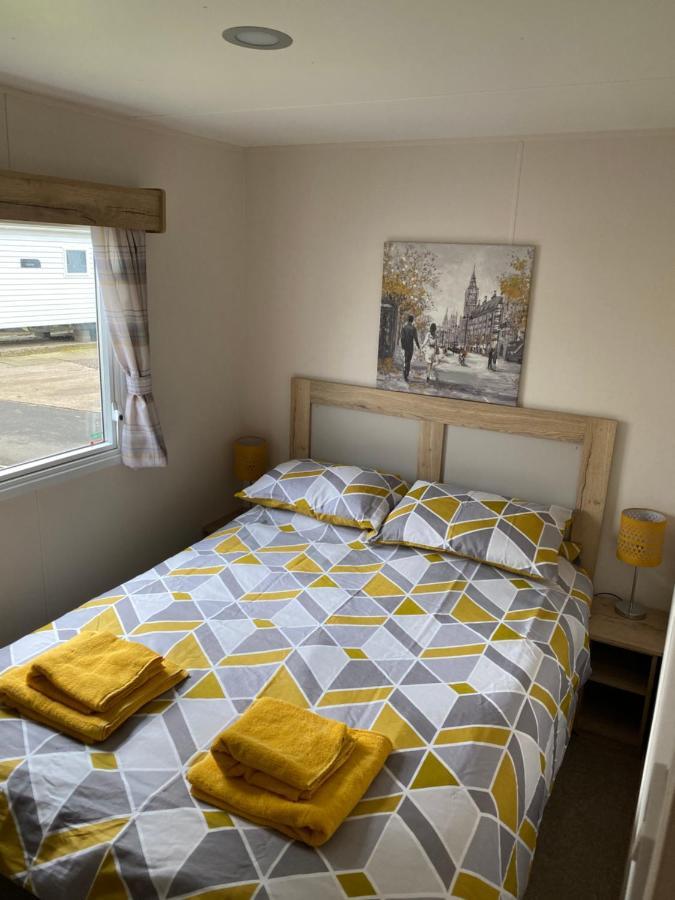 Haggerston Castle 6 Berth Caravan - Riverside 37 Cheswick  Экстерьер фото