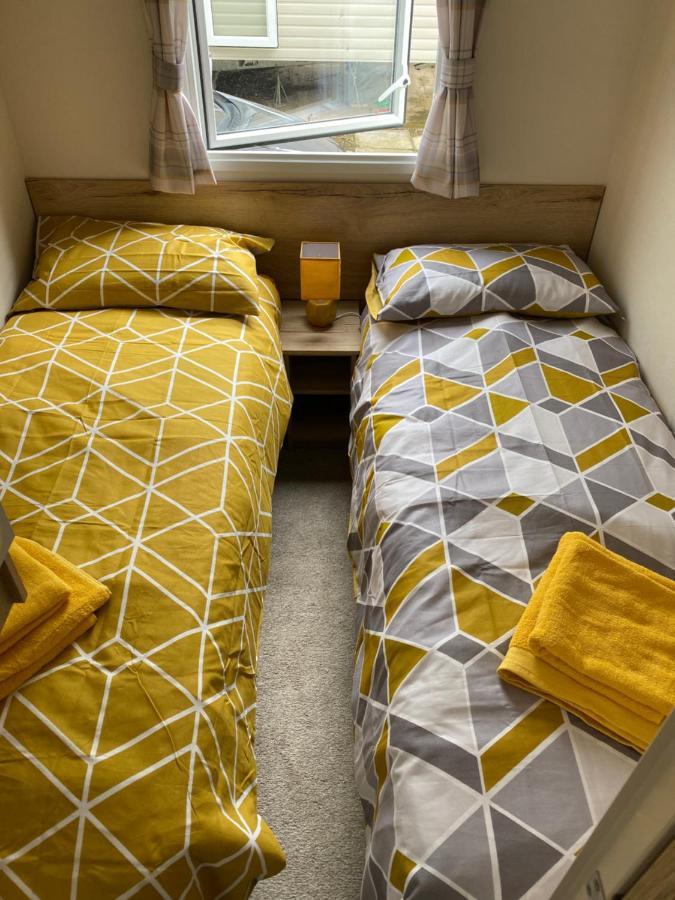 Haggerston Castle 6 Berth Caravan - Riverside 37 Cheswick  Экстерьер фото