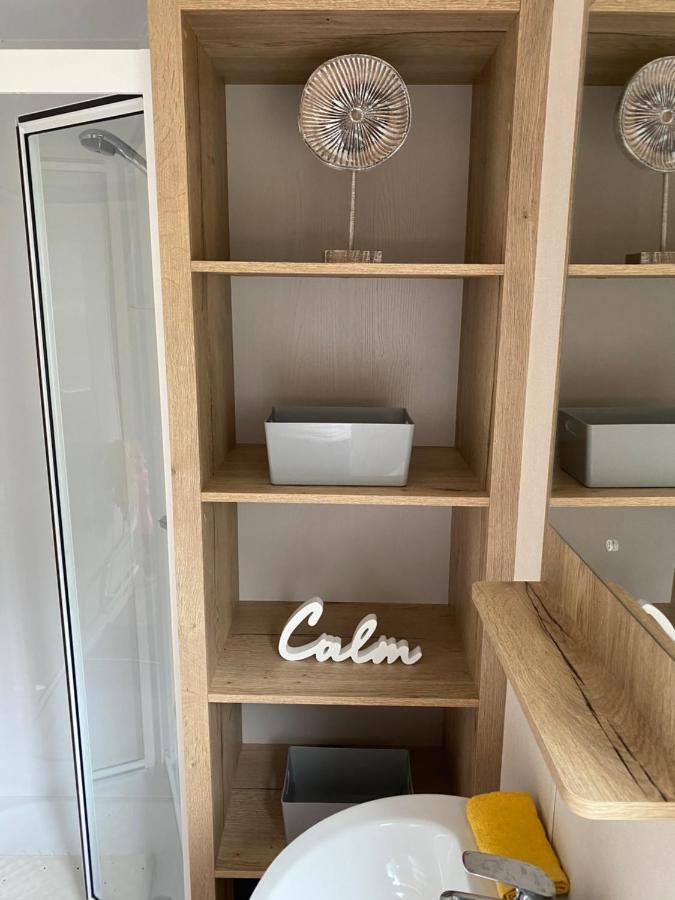 Haggerston Castle 6 Berth Caravan - Riverside 37 Cheswick  Экстерьер фото
